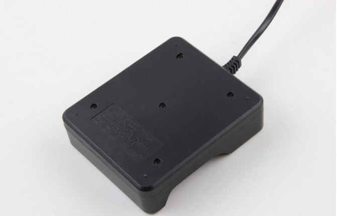 Black Four-Slot 18650 Lithium-Ion Battery Charger - Mayon Finds
